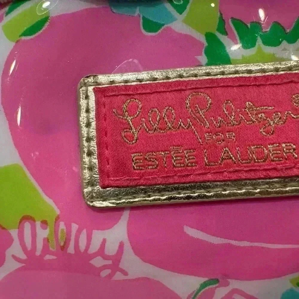 Lilly Pulitzer & Estée Lauder make up bag. Brand new!